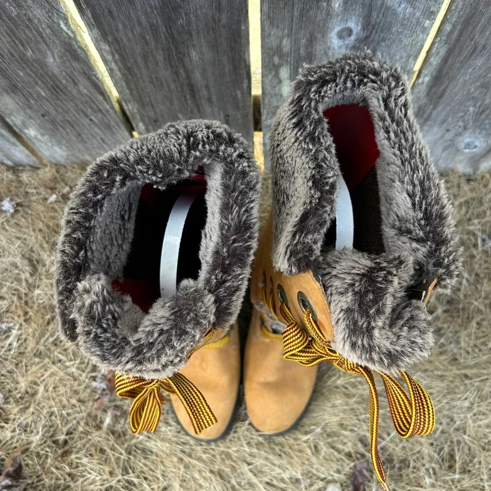Timberland Wheat Nubuck Faux Fur Tall Lace Up Winter Boots‎ 91335 Womens 8.5 M